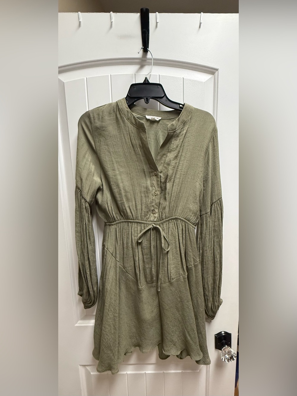 Blu Pepper Olive Green Boho Mini Dress Long Sleeve Drawstring Waist Size M EUC